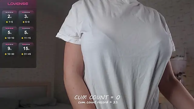 Snapshot of bettispaghetti chatting on 12.20.25 bettispaghetti online show from 12.20.25