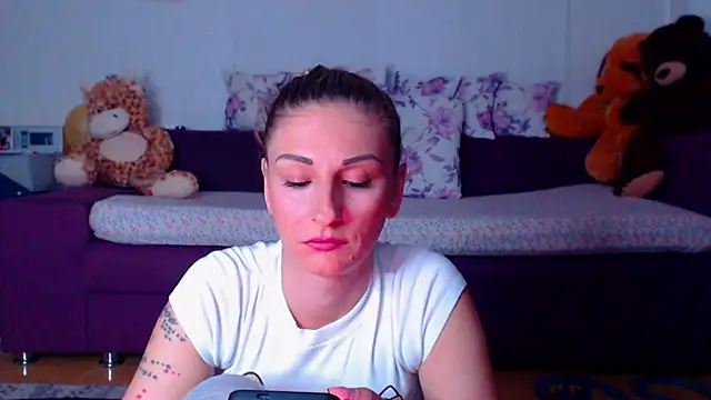 CassieSpell online show from 04.26.26