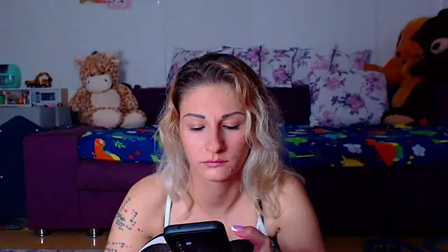 CassieSpell online show from 04.30.26