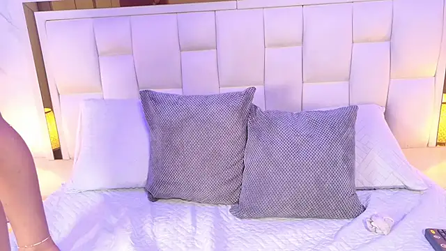 samanthaa sm online show from 05.19.26
