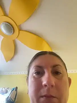 Snapshot of oksana1990 chatting on 10.01.25 oksana1990 online show from 10.01.25