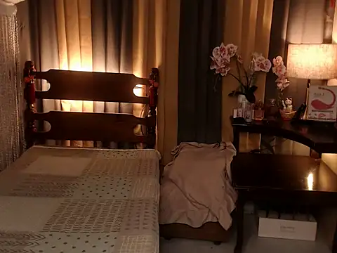 Jastine hunk online show from 12.02.25