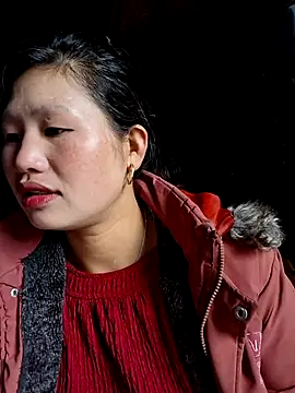 Snapshot of diamond-- chatting on 11.03.25 diamond-- online show from 11.03.25