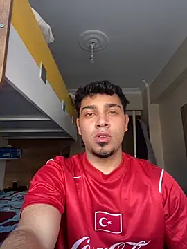 Snapshot of astoperaa chatting on 10.27.25 astoperaa online show from 10.27.25