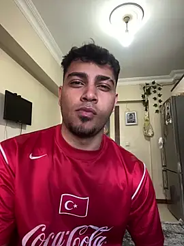 Snapshot of astoperaa chatting on 11.08.25 astoperaa online show from 11.08.25