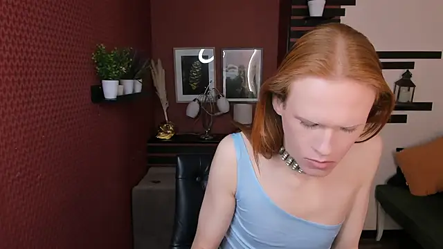 ChloeValentinee online show from 10.23.25