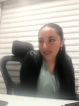 Alisson Stonee online show from 02.04.26