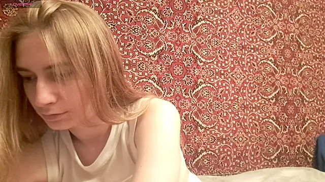 ivetabloom online show from 10.26.25