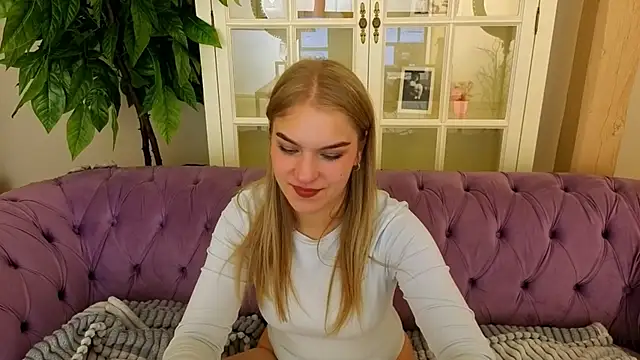 AlinaLiii online show from 03.22.26