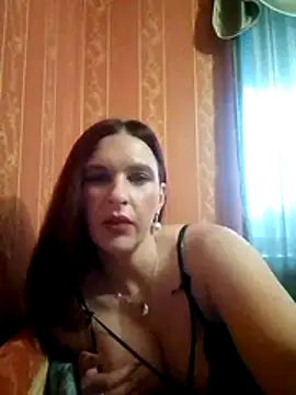 LaraDiva7799 online show from 12.21.25