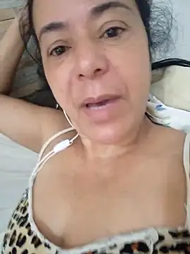 lucineia7 online show from 10.29.25