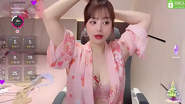 Snapshot of Koo-liy chatting on 05.02.26 Koo-liy online show from 05.02.26