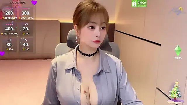 Snapshot of Koo-liy chatting on 06.26.26 Koo-liy online show from 06.26.26