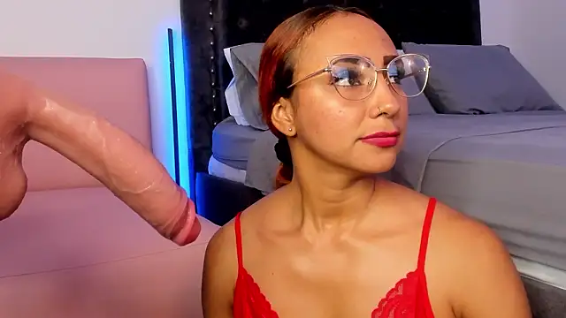 Kelseyfoxy  online show from 03.17.26