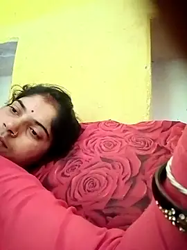 Snapshot of barsha27a chatting on 09.30.25 barsha27a online show from 09.30.25