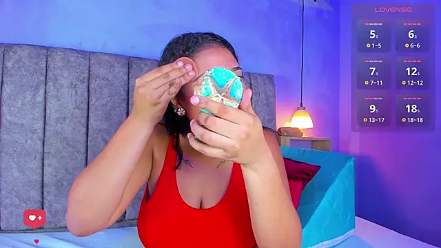 Snapshot of Bianca_Ethan chatting on 02.25.26 Bianca Ethan online show from 02.25.26