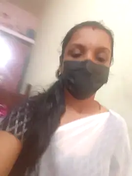 Snapshot of Tamil_Swathi chatting on 04.20.26 Tamil Swathi online show from 04.20.26
