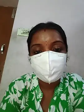 Snapshot of Tamil_Swathi chatting on 06.12.26 Tamil Swathi online show from 06.12.26