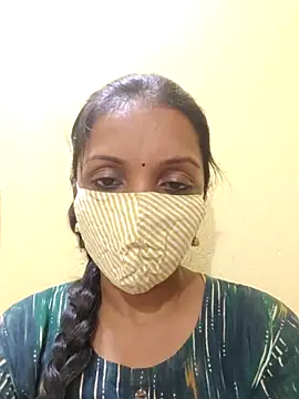 Snapshot of Tamil_Swathi chatting on 06.26.26 Tamil Swathi online show from 06.26.26