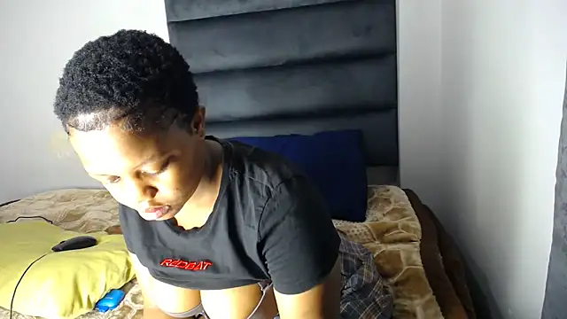 Juiceybileh online show from 10.22.25