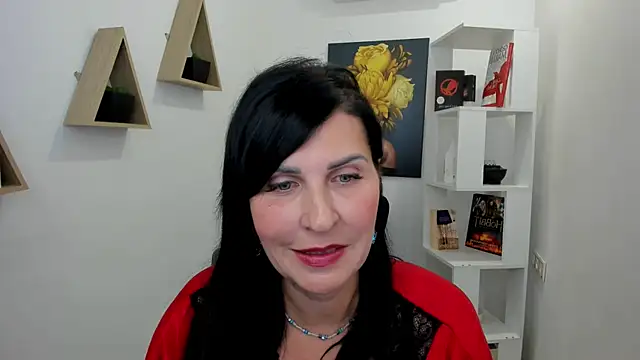 Moon Veloure1 online show from 09.30.25