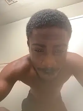 Zellyzelly2100 online show from 11.15.25