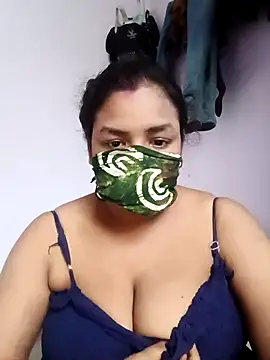 Snapshot of Deborbhavi222 chatting on 09.26.25 Deborbhavi222 online show from 09.26.25