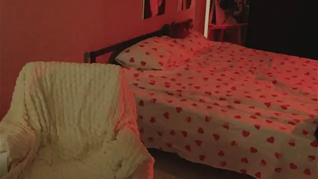 Al1ceGreen online show from 11.04.25