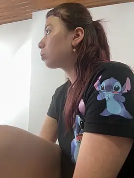 Snapshot of Valen_tina chatting on 09.27.25 Valen tina online show from 09.27.25