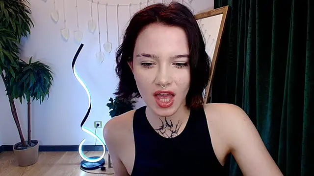 Elastikisss online show from 10.16.25