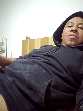 Snapshot of ArtuBear chatting on 09.23.25 ArtuBear online show from 09.23.25