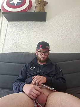 nymphomaniecouple online show from 04.15.26