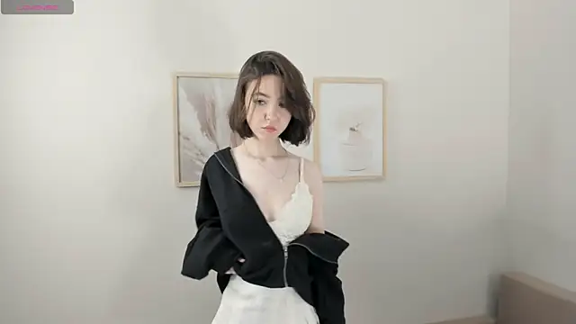 Veyaspace online show from 10.04.25