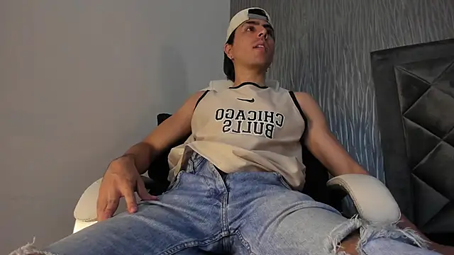 dylan cross  online show from 10.13.25