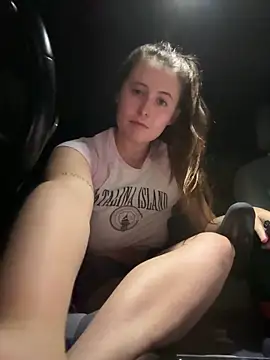 Snapshot of Ivybluexox chatting on 11.05.25 Ivybluexox online show from 11.05.25