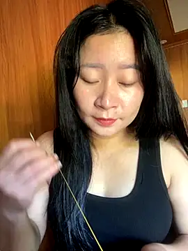 violet-00 online show from 10.05.25