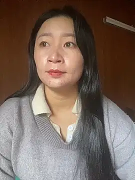 violet-00 online show from 10.17.25