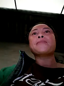 xuxulovezz online show from 10.31.25