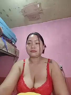 radiantbloom online show from 02.04.26