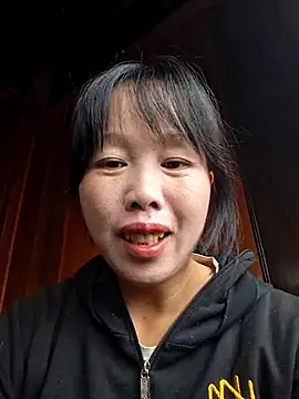 helenzz online show from 12.04.25