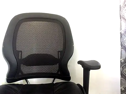 Zola Nooryi online show from 10.06.25