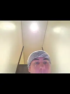 Snapshot of maximus888A chatting on 10.13.25 maximus888A online show from 10.13.25