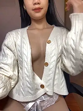 Linh247380 online show from 11.20.25