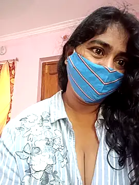 Snapshot of sowji_telugammai chatting on 09.23.25 sowji telugammai online show from 09.23.25