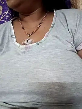 Snapshot of sowji_telugammai chatting on 09.30.25 sowji telugammai online show from 09.30.25