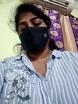 Snapshot of sowji_telugammai chatting on 10.26.25 sowji telugammai online show from 10.26.25