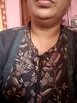 Snapshot of sowji_telugammai chatting on 11.17.25 sowji telugammai online show from 11.17.25