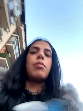 Snapshot of AylinHazellx chatting on 10.16.25 AylinHazellx online show from 10.16.25