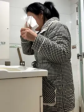 Snapshot of aoyo66 chatting on 11.27.25 aoyo66 online show from 11.27.25