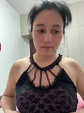 Snapshot of aoyo66 chatting on 12.04.25 aoyo66 online show from 12.04.25